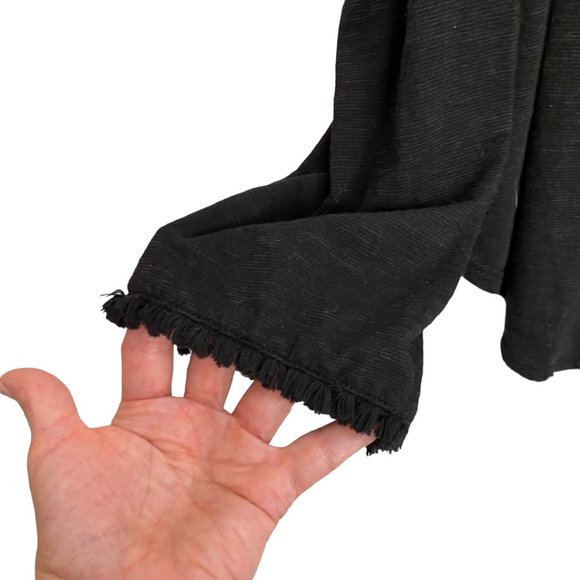 Women's Xhilaration Cold Shoulder Top - Picture 4 of 15